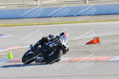 media/Jan-20-2023-Fastrack Riders (Fri) [[f2ad32aba3]]/Private/session 5 turn 13/
